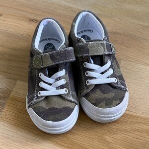 Footmates Camo Baby Sneakers